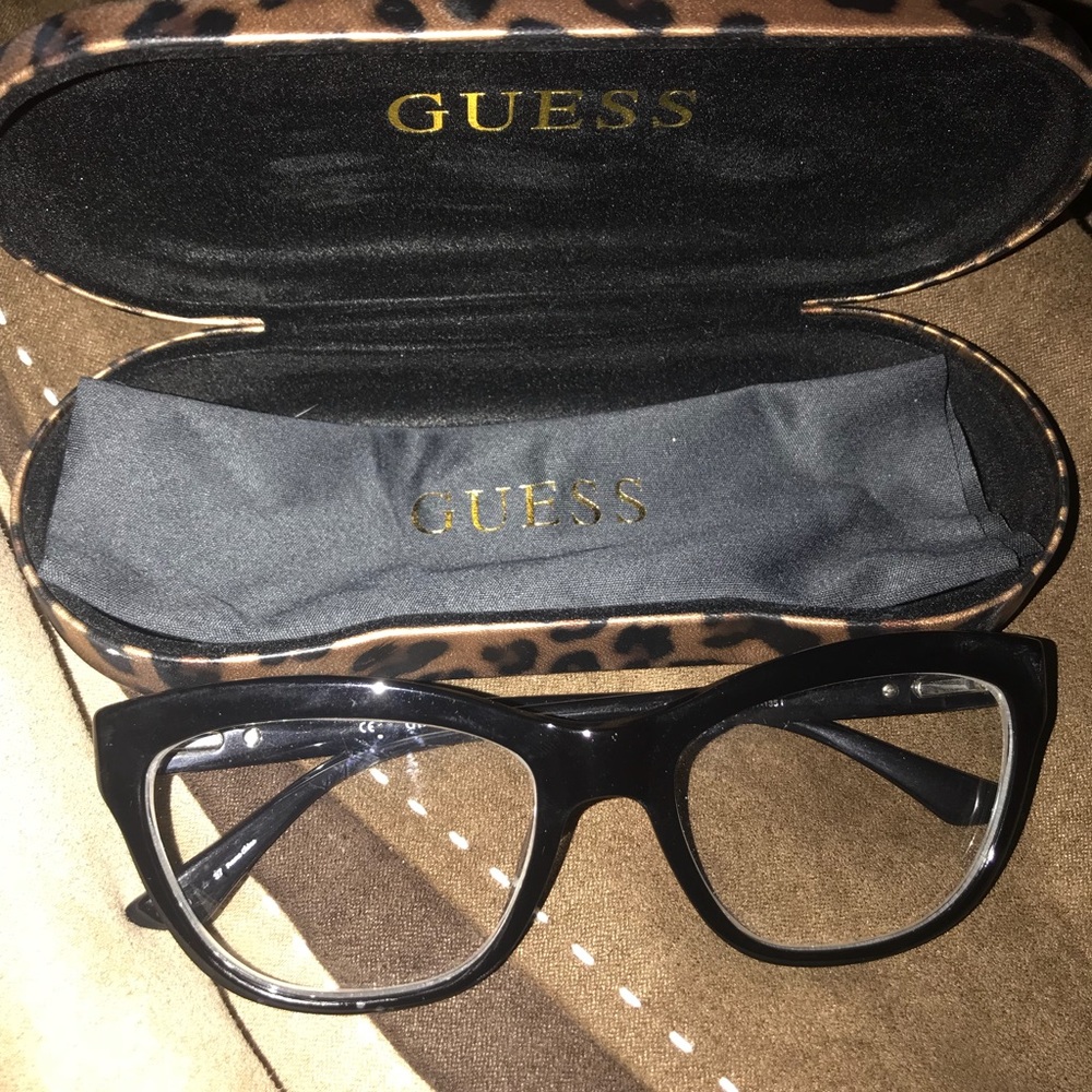 Prescription Guess glasses